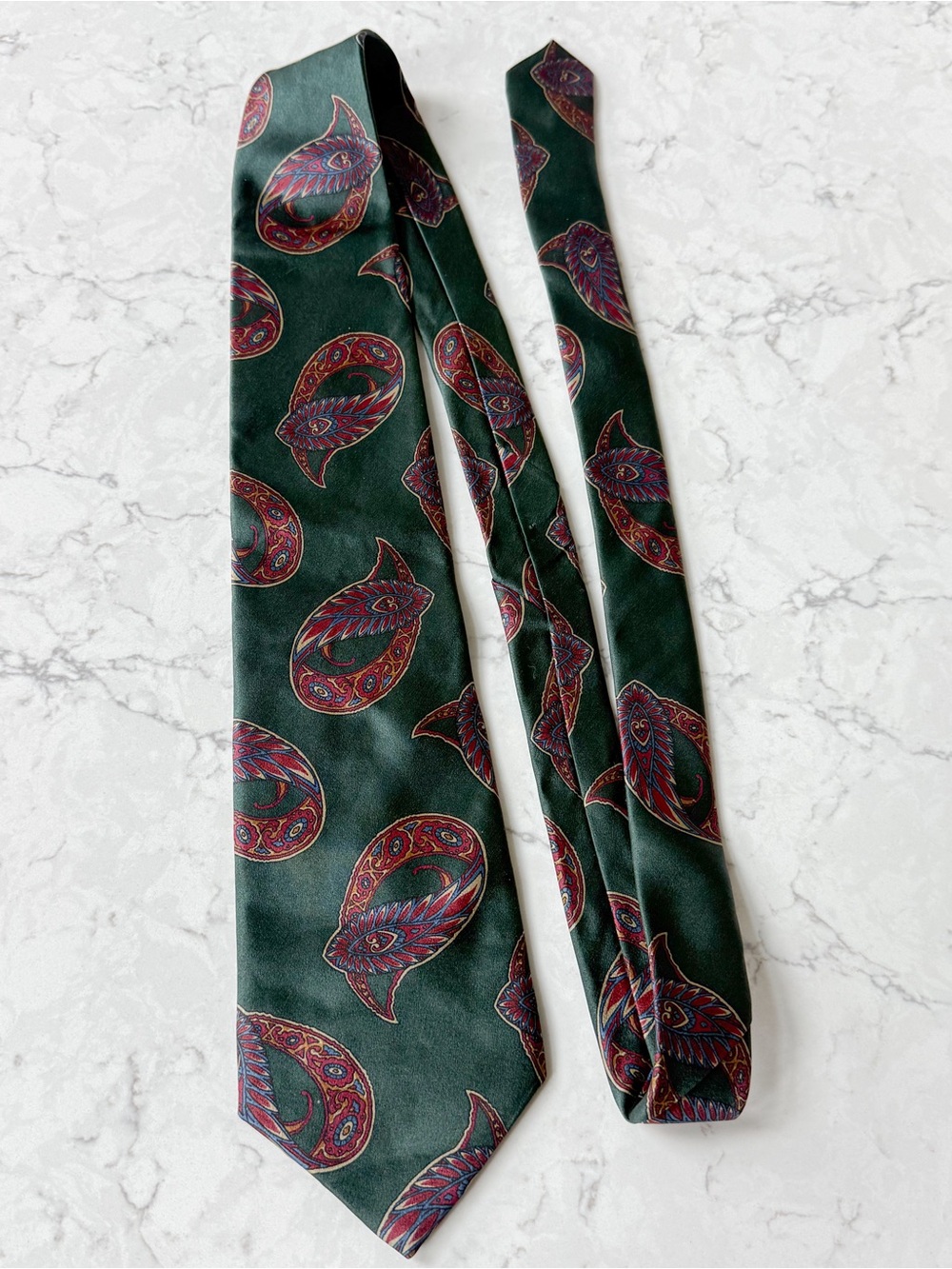 Vintage Christian Dior Monsieur 100% Silk Tie Green Paisley Made in USA 90’s
